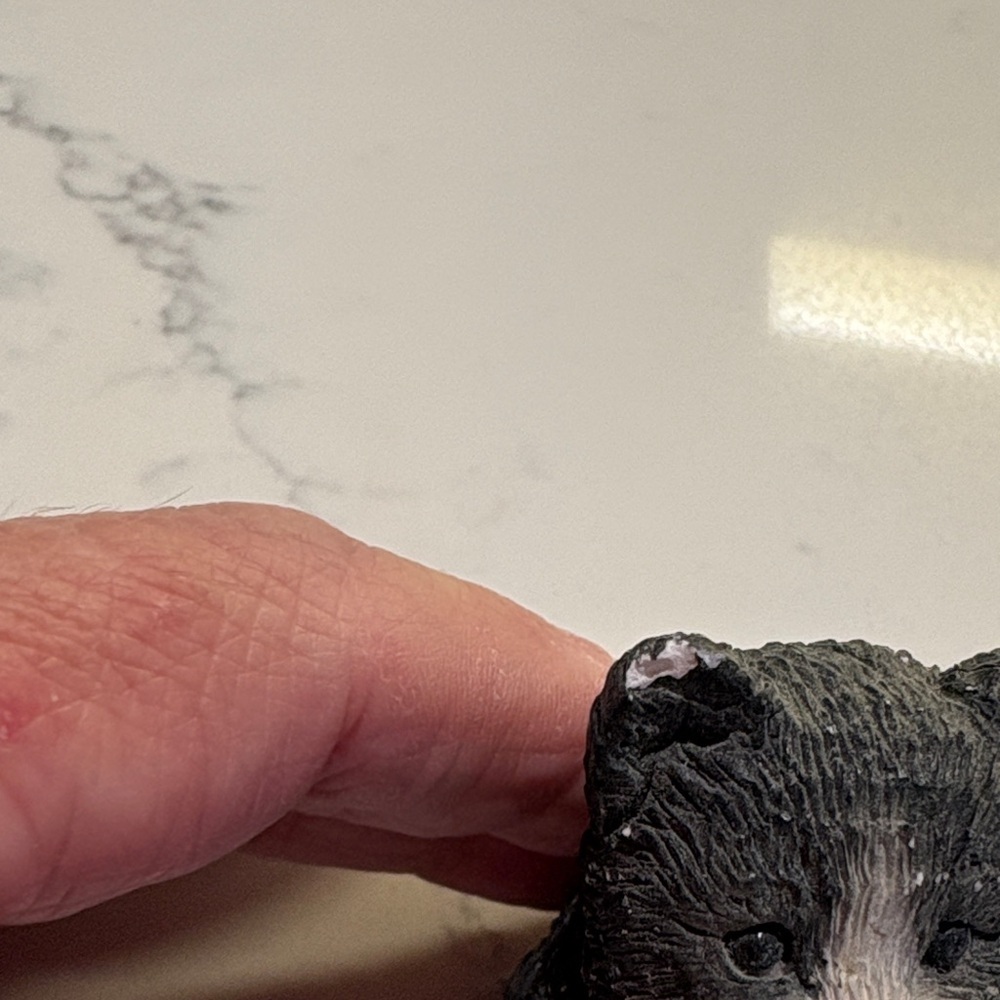 Set of Three Cat Figurines - Picture 8 of 9